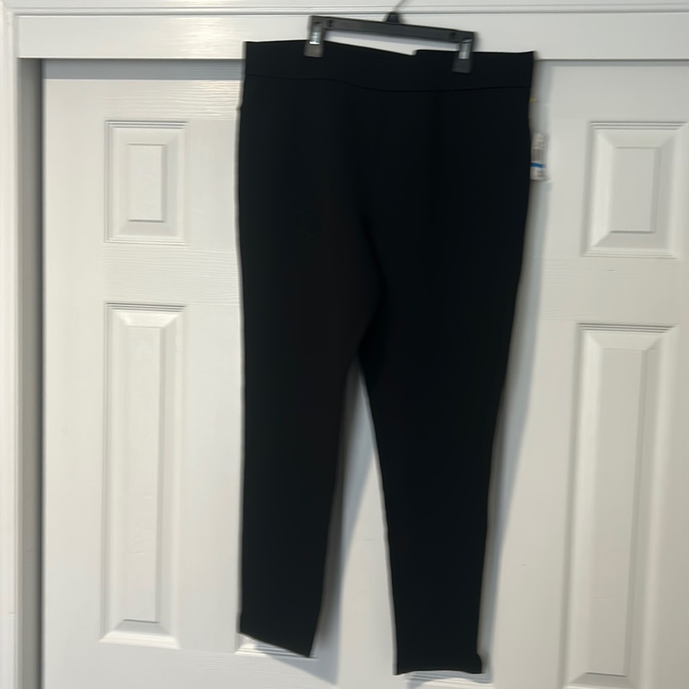 Straight black Cece pants